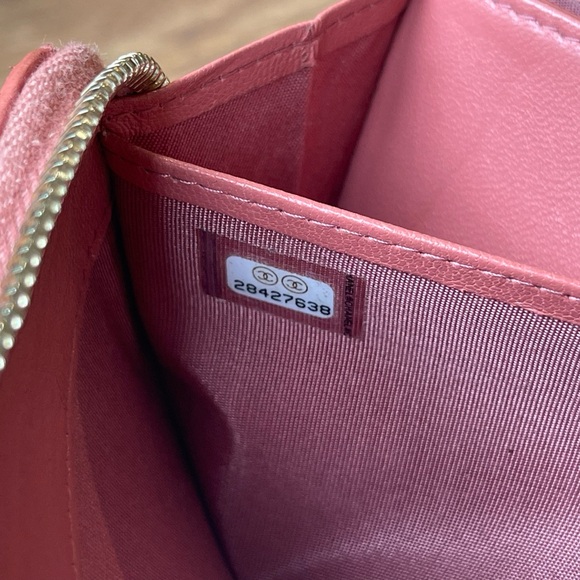 Authentic Chanel 19 Pink matelasse Lambskin Wallet - Picture 13 of 14